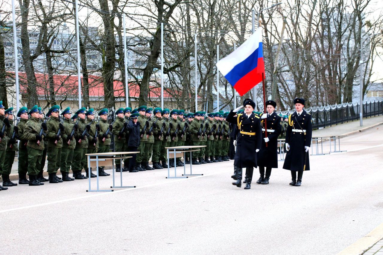 Церемония приведения к военной присяге военнослужащих.